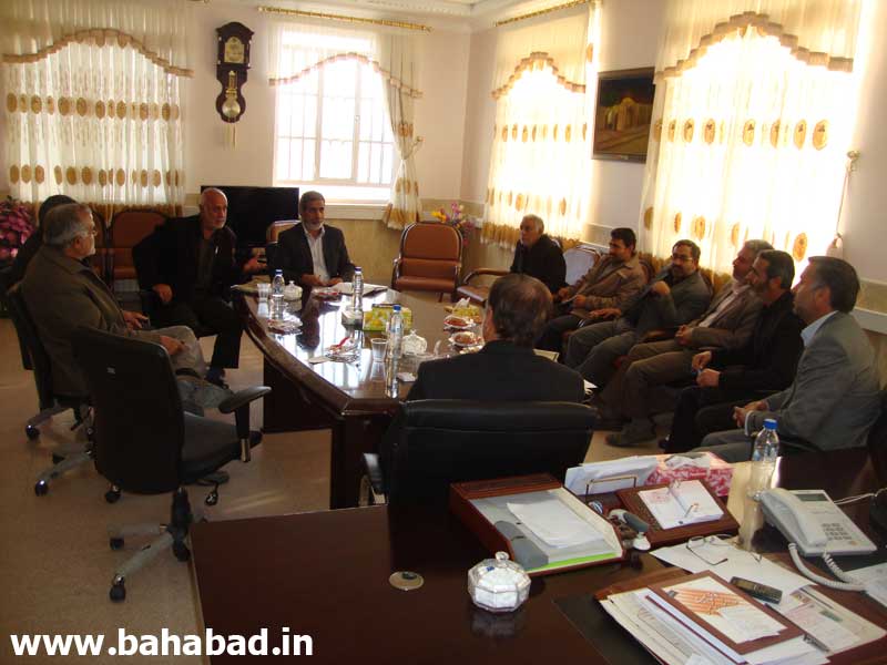 http://www.yazdfarda.com/media/news_gal/file_20830.jpeg
