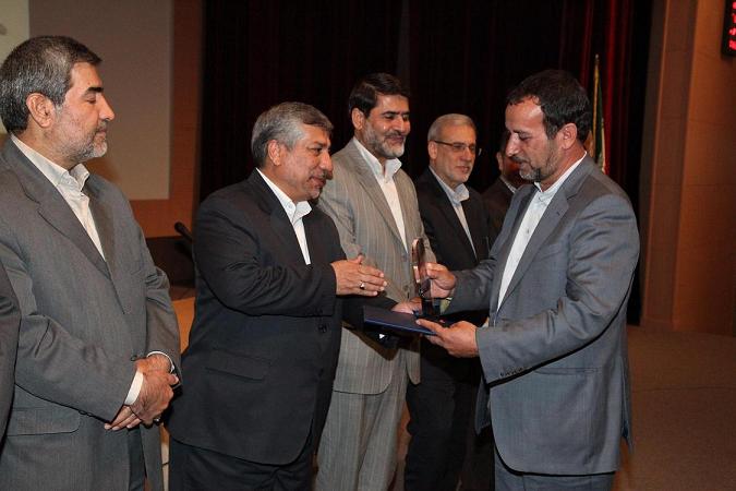http://www.yazdfarda.com/media/news_gal/file_31743.jpeg