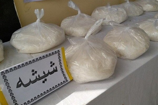 کشف محموله ۱۰۰ کیلویی شیشه در یزد