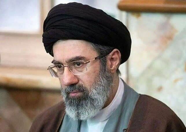 تبریک استاندار یزد به انتخاب شایسته آیت الله سید مجتبی حسینی خامنه‌ای (حفظه الله) توسط مجلس خبرگان