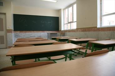 کل مدارس تفت تعطیل شد